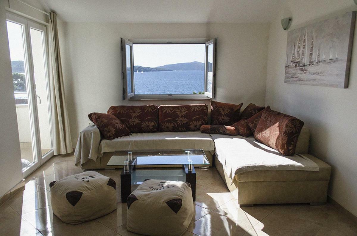 Ferienwohnung Mars Trogir Exterior foto